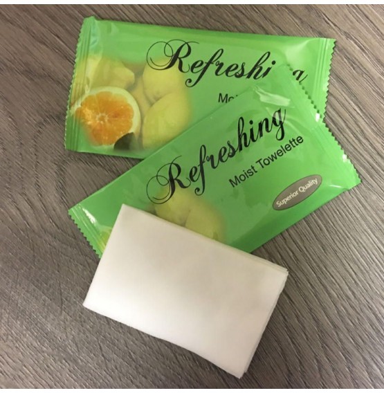 Deluxe Wet Towels in Lemon Fragrance